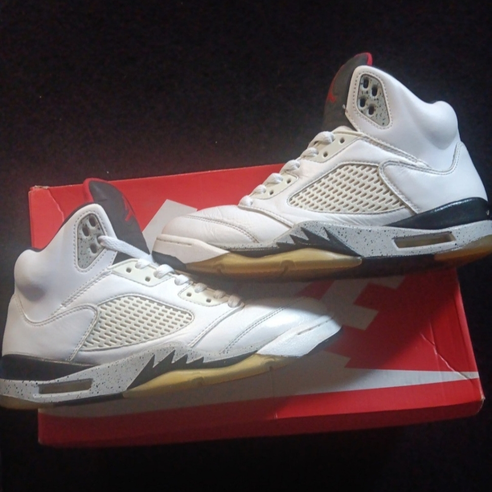 Cement Jordan 5